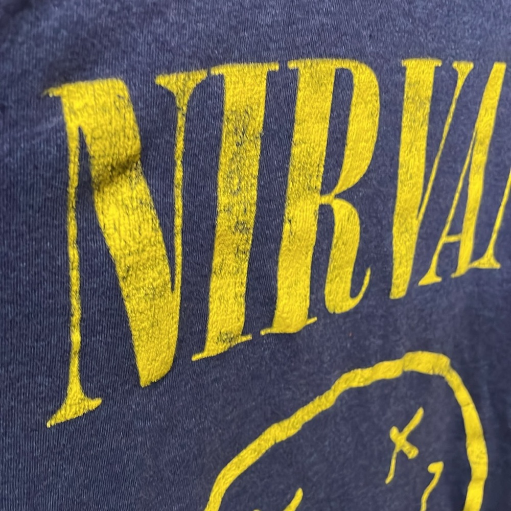 Nirvana super soft Tee - Picture 3 of 5